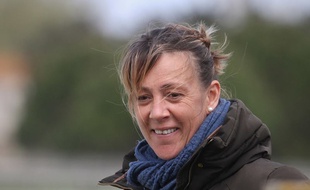 Leslie, une habitante de Vauvert dans le Gard, fait appel au financement participatif en dernier recours pour lutter contre le cancer du sein.
