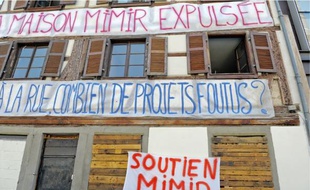 La maison était inoccupée depuis 11 ans au début du squat en janvier 2010.