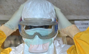 Des tenues sanitaires de protection, "en nombre limité", ont été volées cette semaine dans un local de l'hôpital Necker à Paris