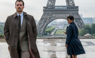 Henry Cavill et Angela Bassett dans Mission-Impossible -Falllout de Christopher McQuarrie
