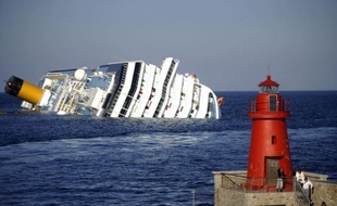 Les réservations remontent pour Costa Croisières en France, trois mois après l'accident du Costa Concordia qui a fait 32 morts le 12 janvier et six semaines après l'avarie de l'Allegra au large des Seychelles, a indiqué mardi le président de Costa en France, Georges Azouze.