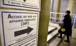 Un site internet proposant des divorces en accéléré a été condamné à "cesser toute activité de consultation et de rédaction" d'actes juridiques, a-t-on appris mercredi de sources concordantes.