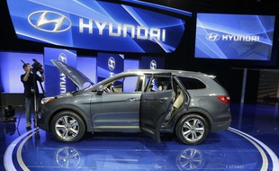 Le stand Hyundai au salon automobile de Los Angeles, le 28 novembre 2012.