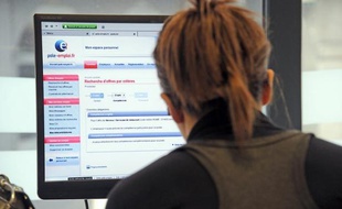 Le Centre d'analyse stratégique (CAS), qui conseille le gouvernement, a préconisé jeudi de réfléchir à de nouvelles formes d'organisation du travail qui permettent de concilier l'égalité hommes/femmes et la performance des entreprises.