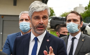 Laurent Wauquiez, ici à Rillieux-la-Pape (Rhône) le 25 mai. PHILIPPE DESMAZES