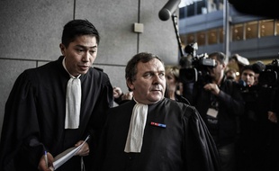 Francis Szpiner (à droite), avocat des deux familles de victimes.