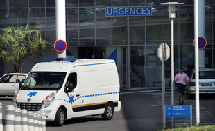 Un film érotique a été diffusé par erreur sur l'écran de la salle d'attente des urgences adultes.