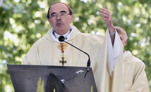 Lourdes (Hautes-Pyrénées), le 15 août 2016. Le cardinal de Lyon, Philippe Barbarin.