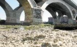 Le débit de la Garonne devrait encore baisser d'ici à 40 ans.