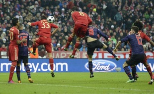 Grand favori après sa victoire à Londres à l'aller (3-1), le Bayern Munich a tremblé pour entrer en quarts de finale de la Ligue des champions, battu par une équipe d'Arsenal (2-0) sortie avec les honneurs en 8e de finale retour, mercredi soir à l'Allianz Arena.