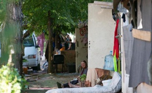 Un campement Rom Porte d'Aubervilliers à Paris le 1er août 2013