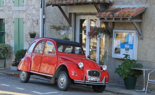 Illustration d'une voiture en Europe.