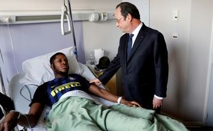 Aulnay-sous-Bois, le 7 février 2017. François Hollande s'est rendu au chevet de Théo, blessé lors de son interpellation le 4 février.