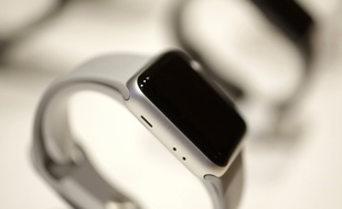 Illustration Apple Watch AP Photo/Charles Rex Arbogast