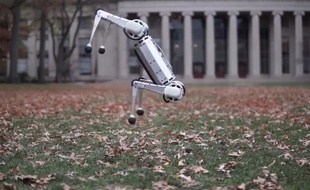 Ce robot est plus fort que vous - Le Rewind