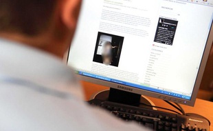 Illustration pédophilie sur internet.