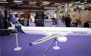 La compagnie américaine à bas coûts JetBlue a commandé 35 Airbus moyen-courriers d'une valeur totale de 3,95 milliards de dollars au prix catalogue, a annoncé mardi l'avionneur, précisant qu'il franchissait le seuil des 10.000 commandes de ces appareils.