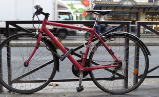 Illustration circulation des deux roues sur les grands boulevards parisiens, le 17 novembre 2014.