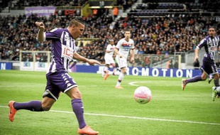 Le jeune ailier de 20 ans, révélation offensive du TFC cette saison, revient de suspension ce lundi contre Nice.