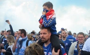 Les supporters strasbourgeois ont débarqué en nombre pour la finale de la coupe de la Ligue