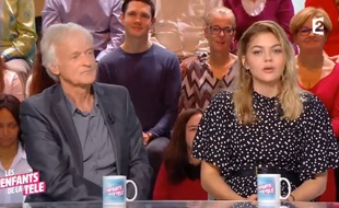 La blague de Dave à Louane a provoqué un malaise sur le plateau des Enfants de la télé.