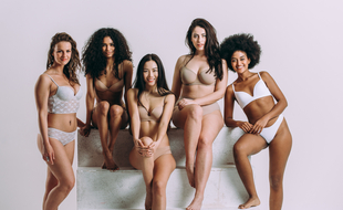 Profitez de 40% de réduction sur la lingerie chez La Redoute.