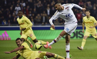 Rachid Ghezzal, ici face au défenseur nantais Oswaldo Vizcarrondo, a combiné 7 buts et 4 passes depuis le mois de janvier avec l'OL. Jeff Pachoud
