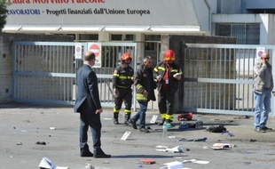 Le procès de Giovanni Vantaggiato, qui a avoué avoir fabriqué la bombe de 30 kg ayant causé la mort d'une lycéenne de 16 ans et blessé grièvement cinq de ses camarades le 19 mai 2012 à Brindisi (sud de l'Italie), s'est ouvert jeudi matin.