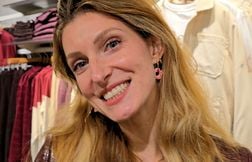 On a suivi le « van tour » d’Alicoque auprès de femmes touchées par un canc…