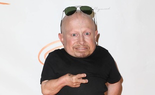 Verne Troyer lors de la soirée Get Lucky For Lupus à Los Angeles