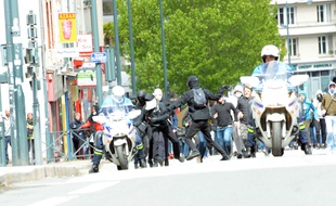 Lors de la manifestation "Ni Le Pen, ni Macron" du 27 avril à Rennes, deux policiers avaient été agressés par des manifestants.
