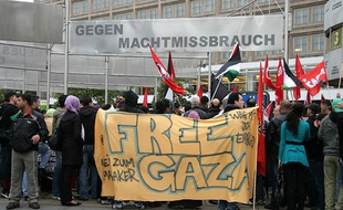 Comme en 2010 à Berlin (photo) de nouvelles manifestations propalestiniennes se sont déroulés ces derniers jours en Allemagne. Le Conseil central des juifs s'inquiète des slogans antisémites scandés lors de ces rassemblements.
