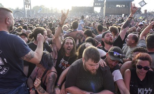 Une foule déchaînée au Hellfest, en 2019, quand tout était possible.