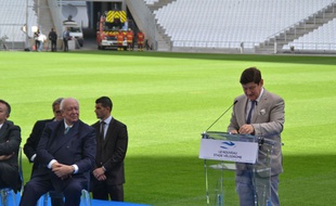 Patrick Kanner, le ministre de la Ville, la Jeunesse et les Sports, jeudi 16 octobre au stade Vélodrome.