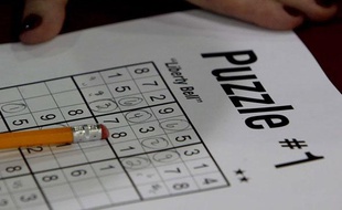 Une grille de sudoku.