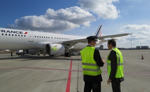 Mardi, sur le tarmac toulousain, lors du lancement de la Lab Line d'Air France.