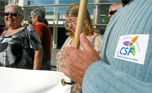 Ces habitants du 9e, présents hier au tribunal, étaient en conflit avec la Sacvl depuis 2 ans.