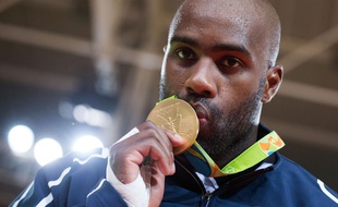 Le judoka Teddy Riner a remporté une 2e médaille d'or olympique aux JO Rio.