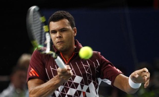 Le Français Jo-Wilfried Tsonga, lors de sa finale perdue à Bercy contre Roger Federer, le 13 novembre 2011.