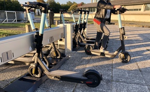 Un service de location de trottinettes et de vélos électriques s'installe à la Chantrerie à Nantes