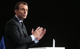 Emmanuel Macron en meeting à Reims, le 17 mars 2017.