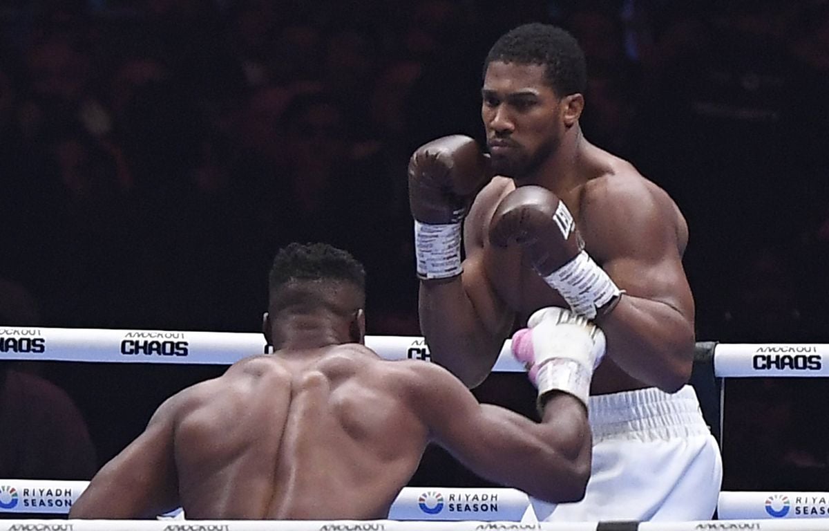 Boxe : Anthony Joshua confirme qu'il affrontera probablement Tony Yoka en décembre