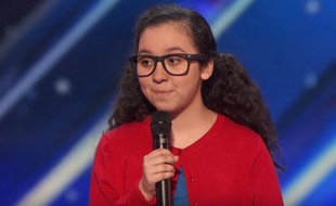 A 13 ans, Lori Mae Hernandez a reçu une standing ovation dans l'émission America's got talent pour s'être moquée de Donald Trump.