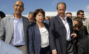 Fruit de tractations au plus haut niveau, prenant en compte les équilibres entre différents courants du PS, la décision, qui n'était plus vraiment une surprise depuis la veille, est tombée à 09h14 par un communiqué: "notre choix s'est porté sur Harlem Désir comme premier signataire" de la motion à vocation majoritaire en vue du congrès de Toulouse fin octobre, écrivent Martine Aubry et Jean-Marc Ayrault.