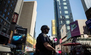 Des officiers de police à Times Square à New York le 17 septembre 2014