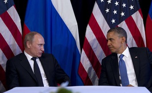 Le président russe Vladimir Poutine et son homologue américain Barack Obama lors d'une rencontre à Los Cabos (Mexique) le 18 juin 2012.