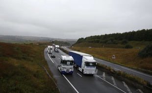 Des camions près de Calais (illustration).