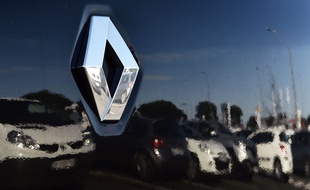 Le logo du constructeur français Renault.
