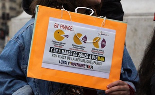 (Illustration) Le 7 novembre 2016, des femmes ont manifesté contre les inégalités salariales entre les hommes et les femmes à Paris.