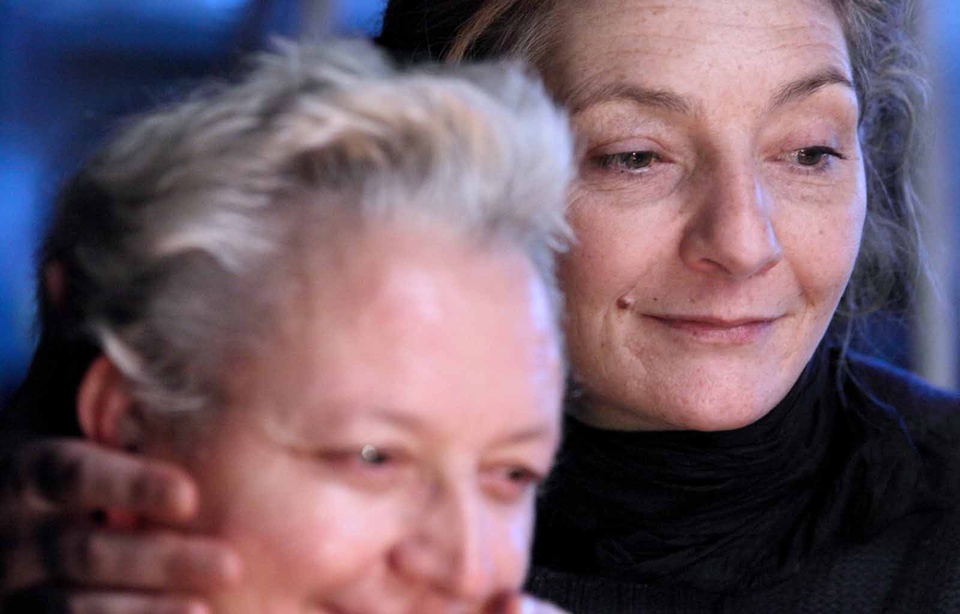 Les Barrières Invisibles Dans La Vie D'une Femme VIDEO. «Les Invisibles»: Ces femmes SDF, elles vous font rire? La